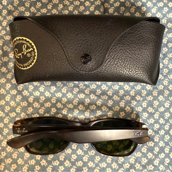 Ray Ban New Wayfarer Classic Polarized Sunglasses main image 7